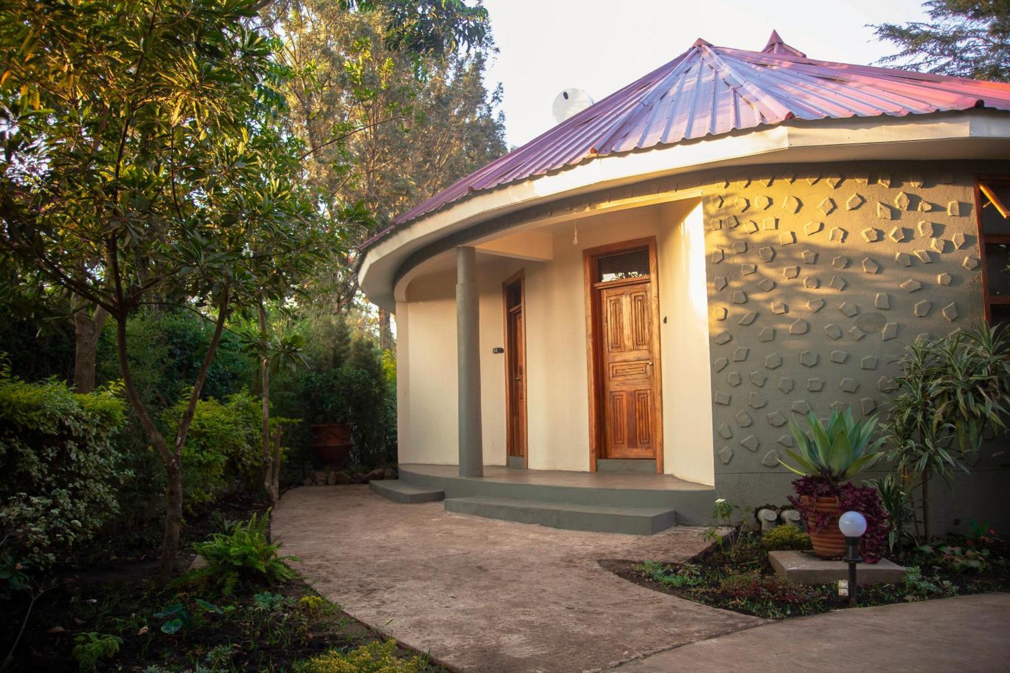 Arusha Planet Lodge ภายนอก รูปภาพ